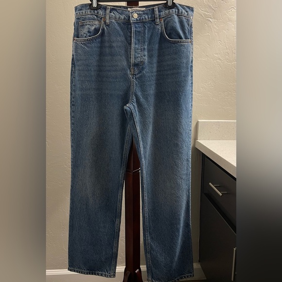 Reformation Cynthia High Rise Straight Cropped Wash Colorado size 31 - Picture 4 of 17